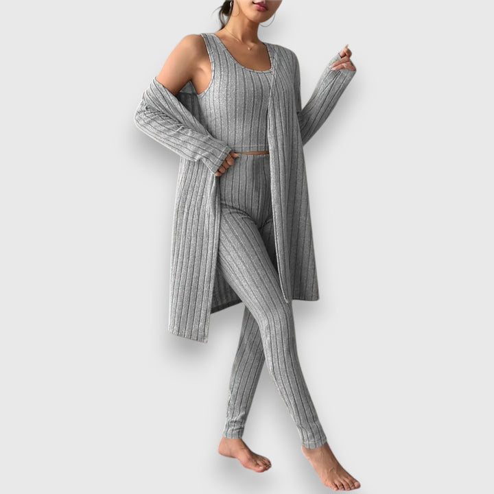 Gabriela – Elegant 3-delat stickset