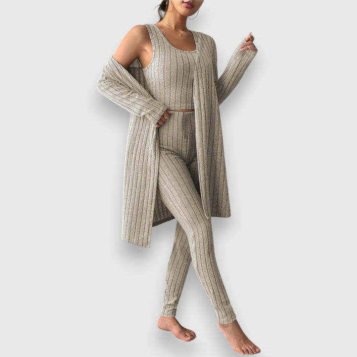 Gabriela – Elegant 3-delat stickset
